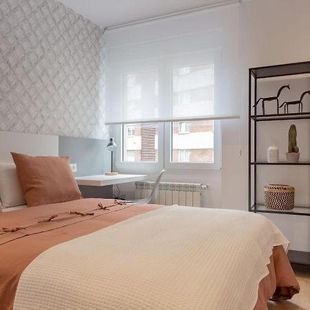 Room4You By Asturias Holidays Овьедо Экстерьер фото