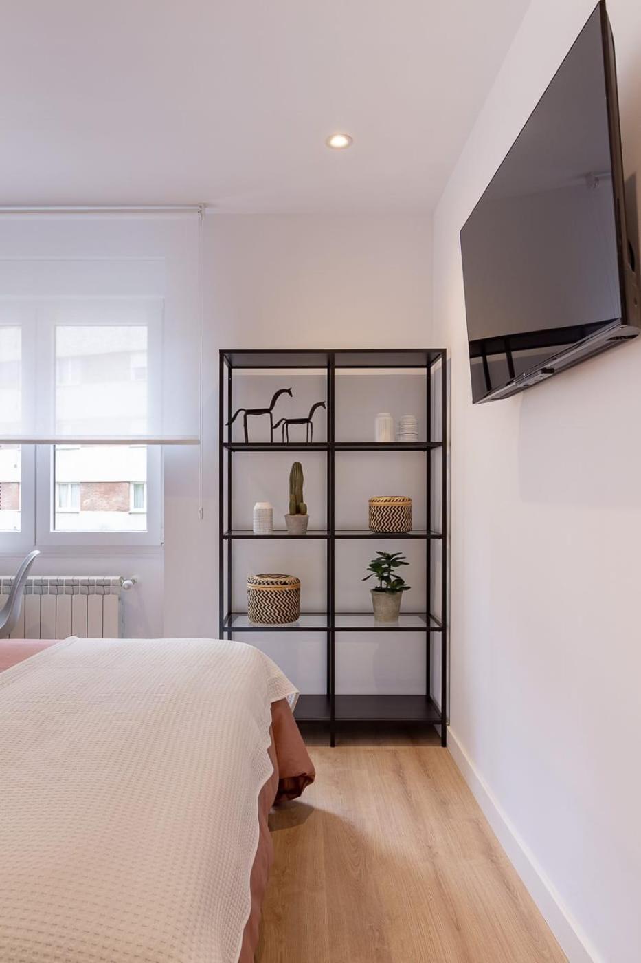 Room4You By Asturias Holidays Овьедо Экстерьер фото