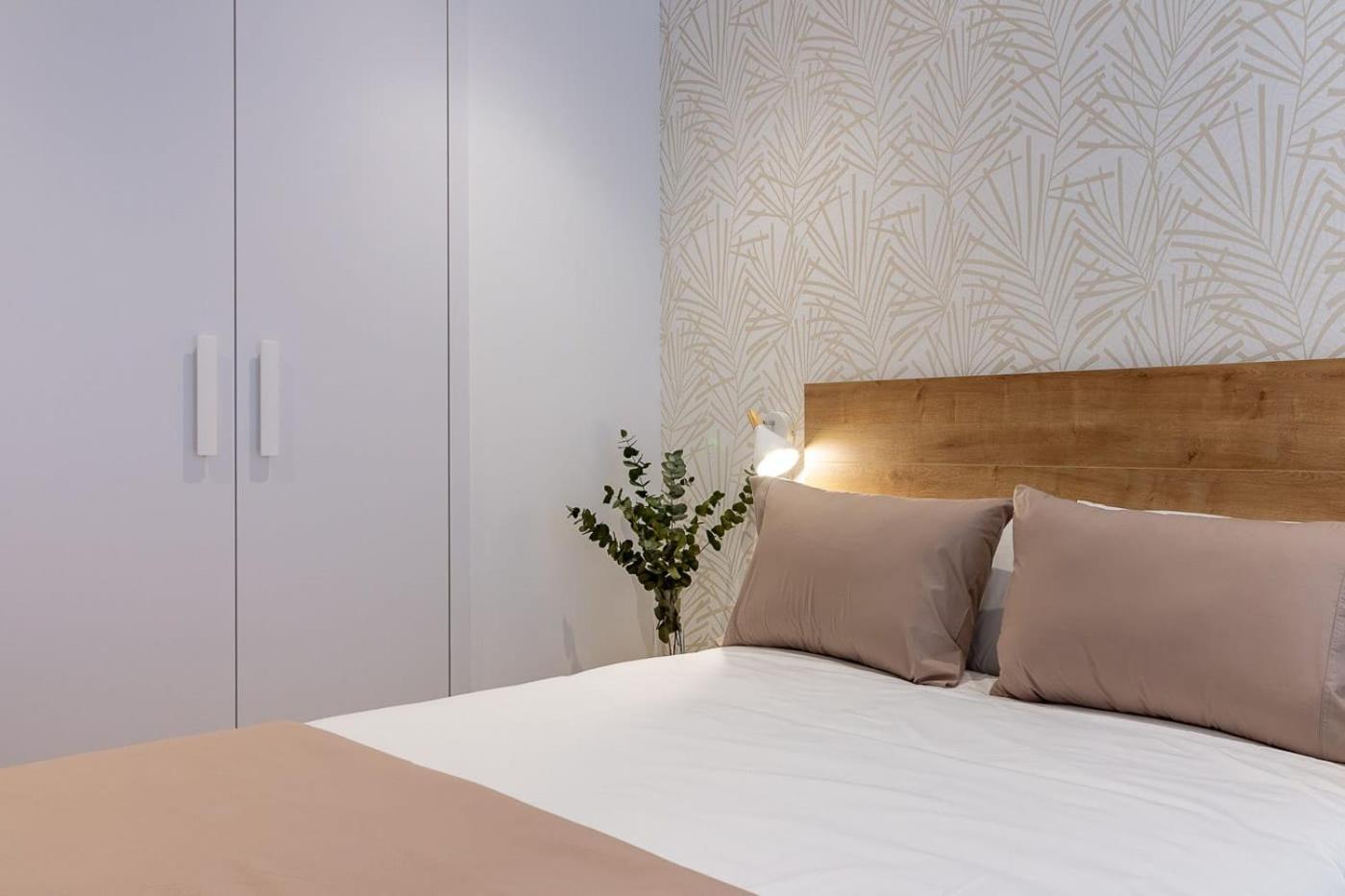 Room4You By Asturias Holidays Овьедо Экстерьер фото