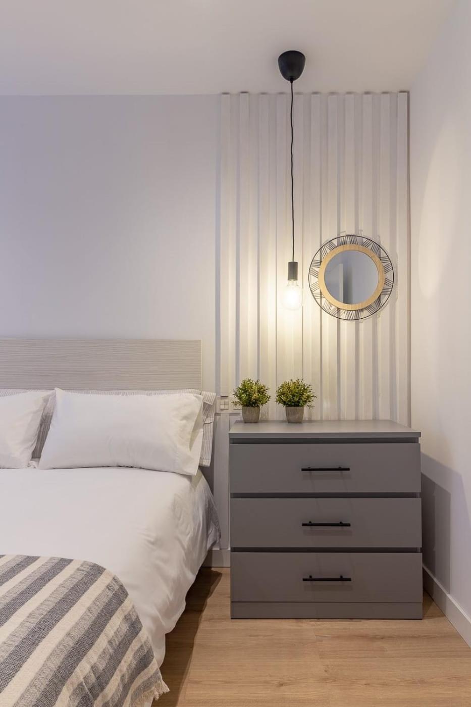 Room4You By Asturias Holidays Овьедо Экстерьер фото